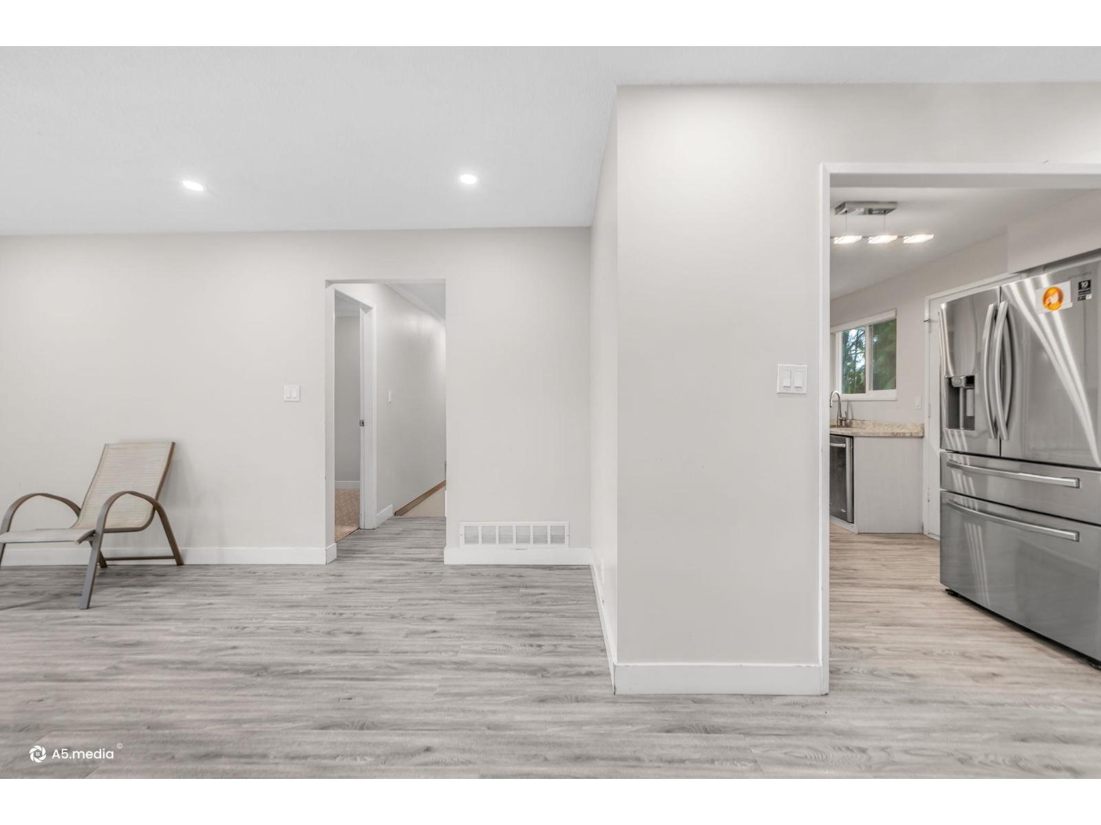 11573 84a Avenue, Delta, British Columbia  V4C 2S5 - Photo 10 - R3114185