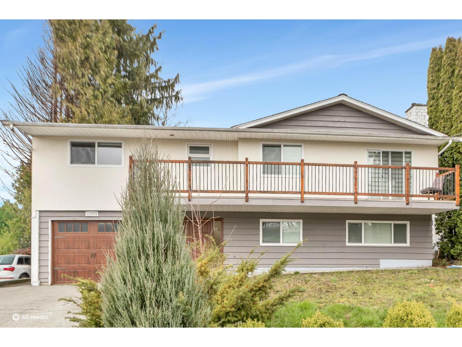 11573 84A AVENUE, Delta, British Columbia