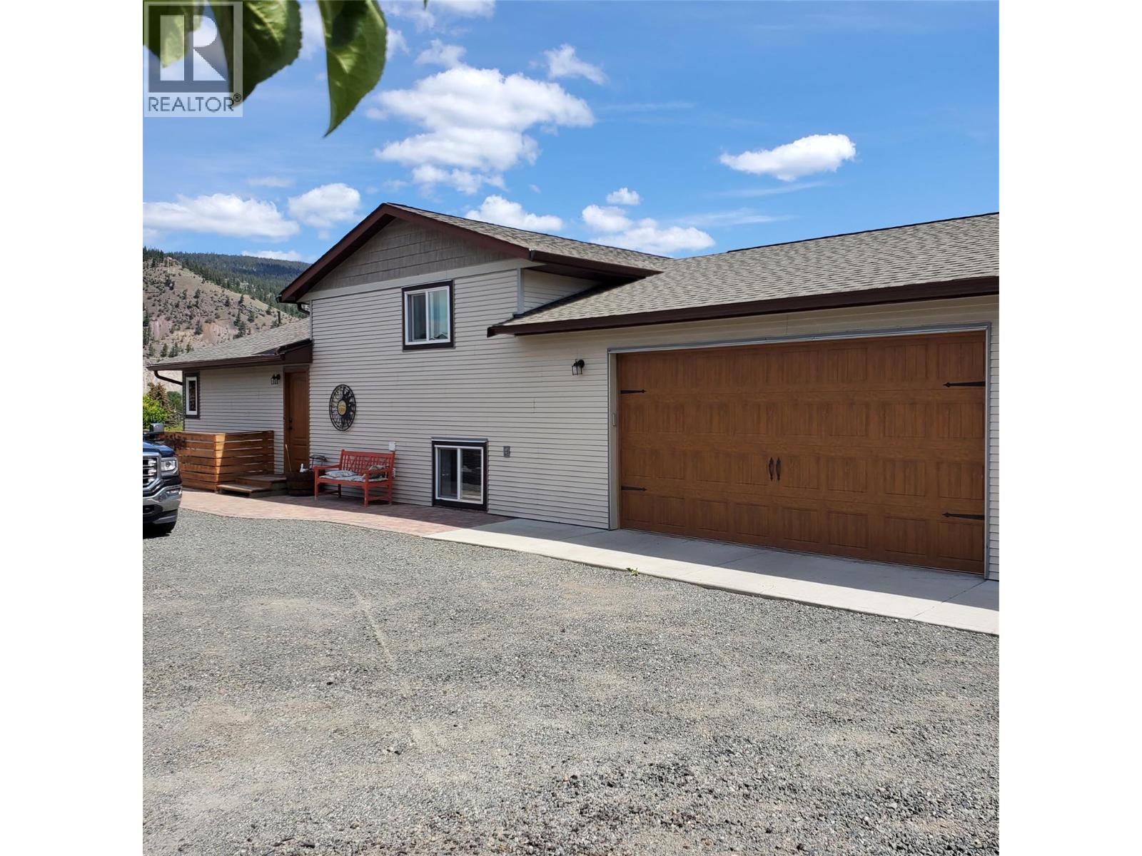 1301 FIR Avenue, Merritt, British Columbia