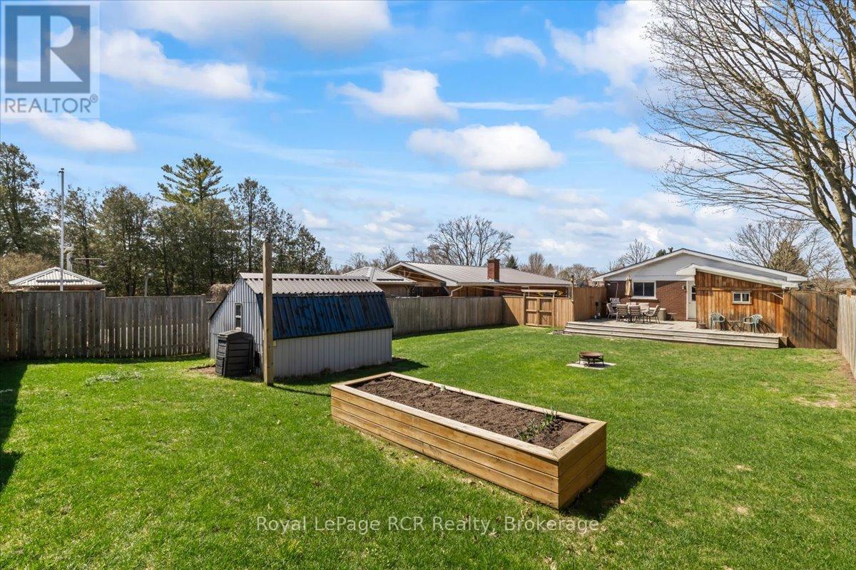 601 17th Avenue, Hanover, Ontario  N4N 3B1 - Photo 17 - X13036322