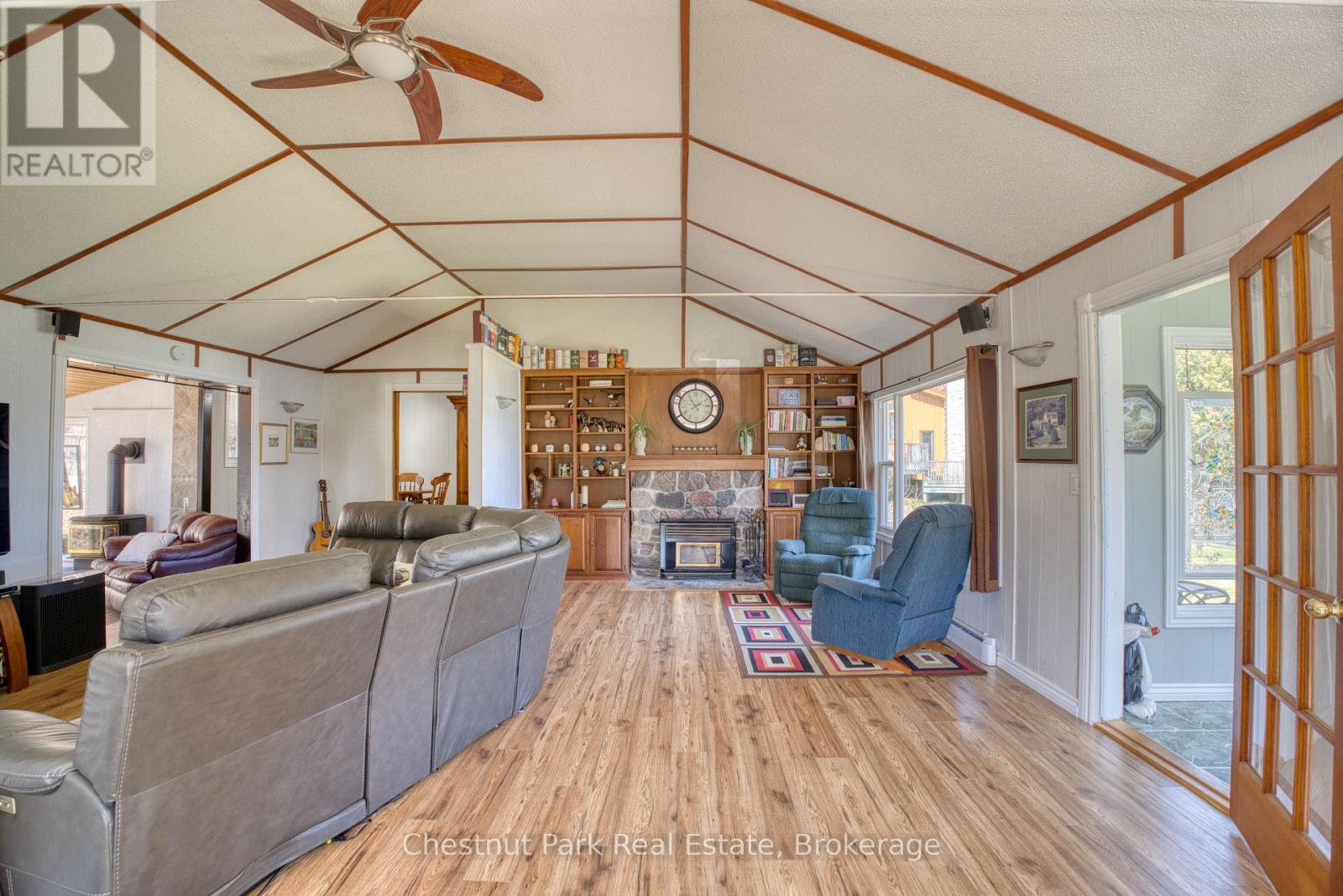 47 Water Street, Northern Bruce Peninsula, Ontario  N0H 2T0 - Photo 5 - X13036380