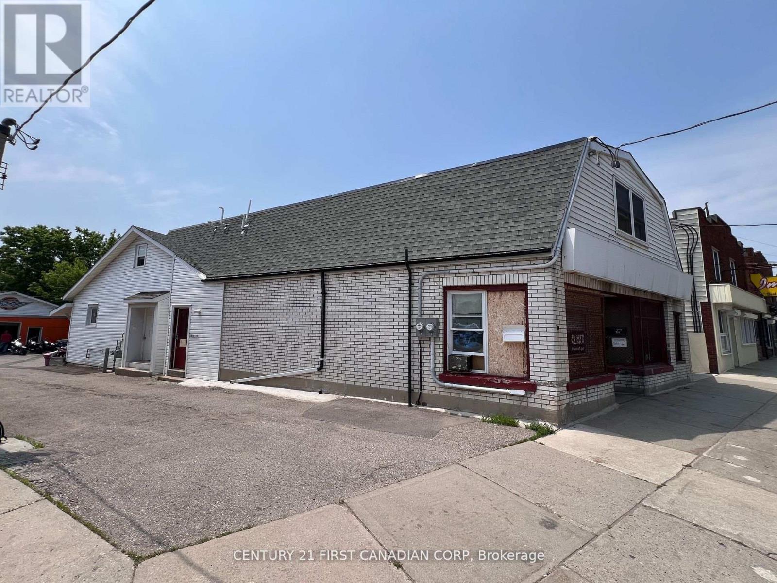 745 & 749 Hamilton Road, London East, Ontario  N5Z 1T8 - Photo 11 - X13036168