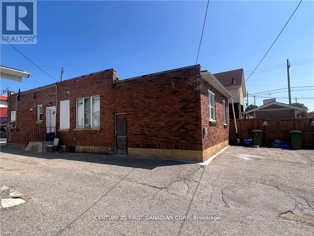 745 & 749 Hamilton Road, London East, Ontario  N5Z 1T8 - Photo 8 - X13036168