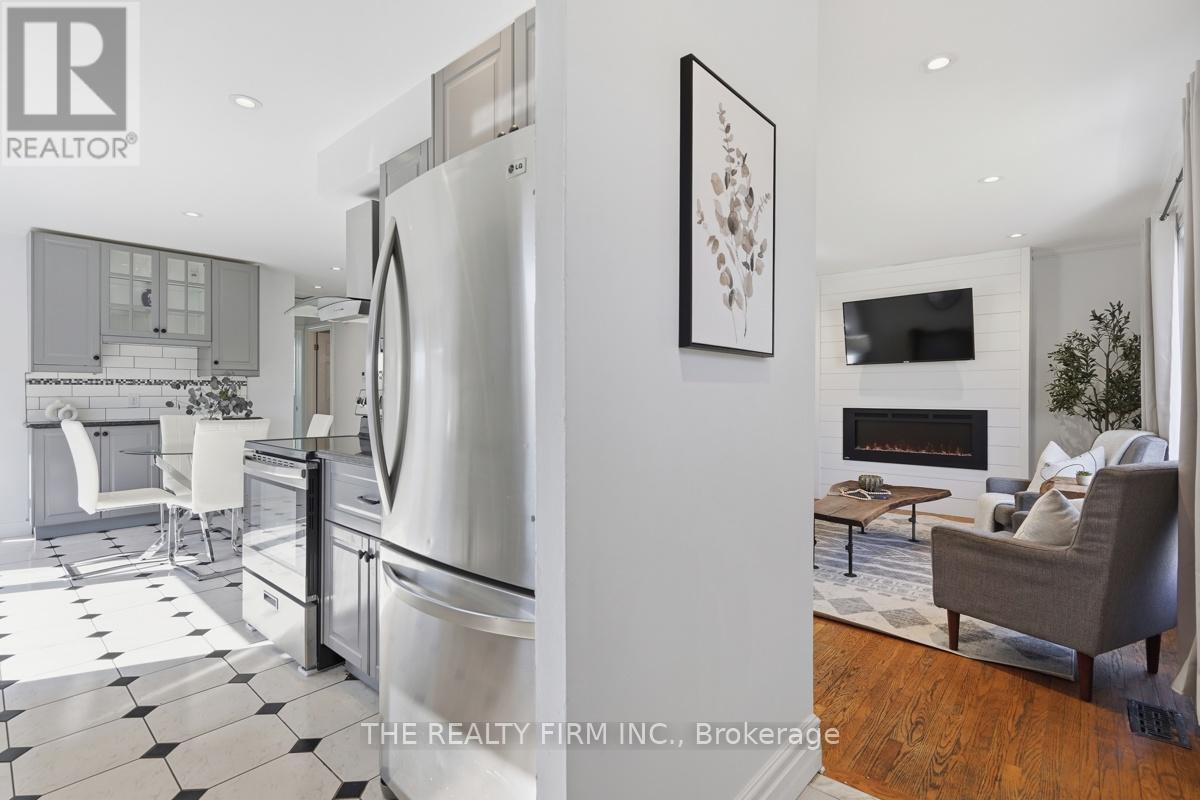 923 Willow Lane, London South, Ontario  N6E 1H4 - Photo 11 - X13036274