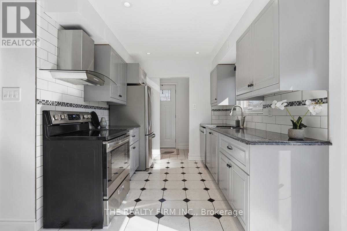 923 Willow Lane, London South, Ontario  N6E 1H4 - Photo 12 - X13036274