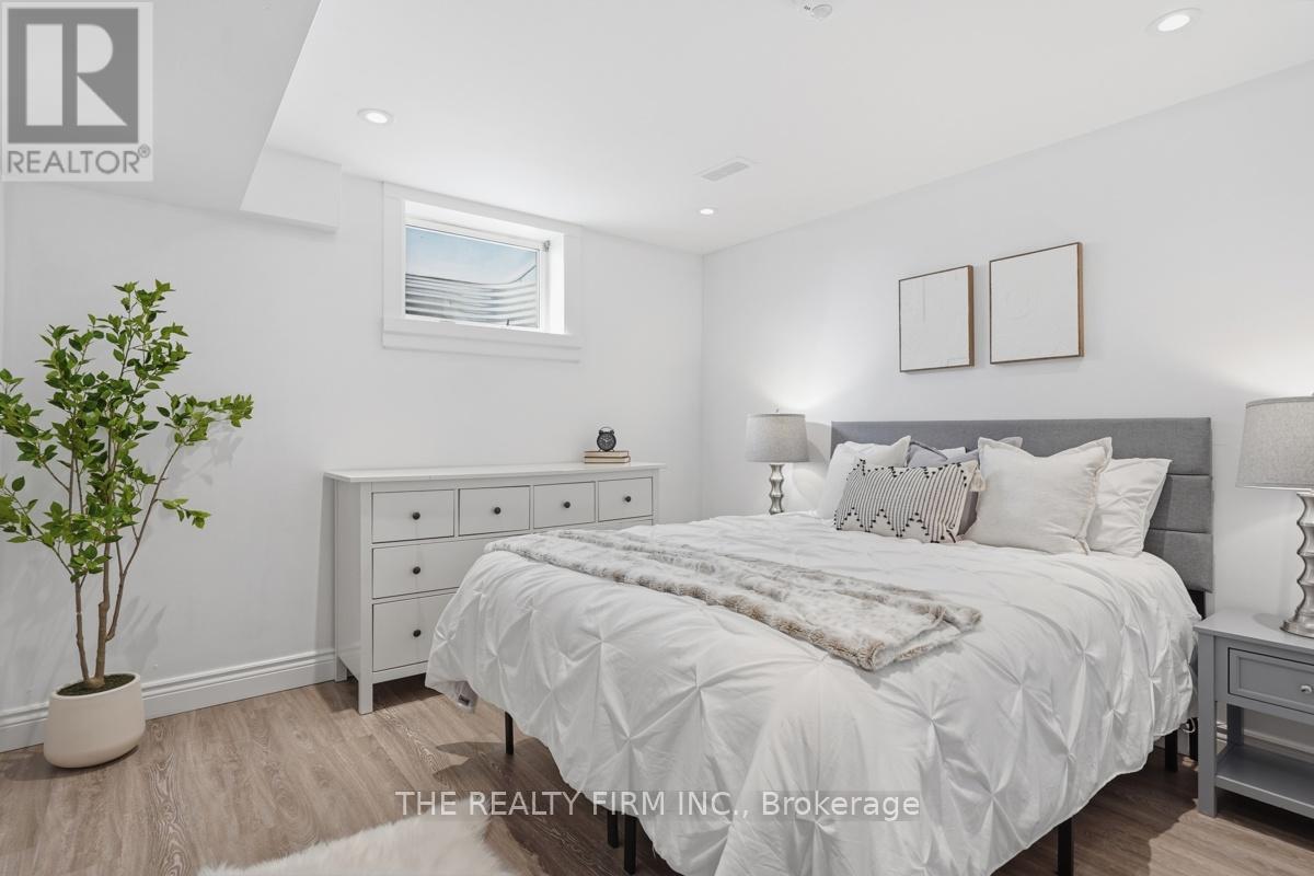 923 Willow Lane, London South, Ontario  N6E 1H4 - Photo 35 - X13036274