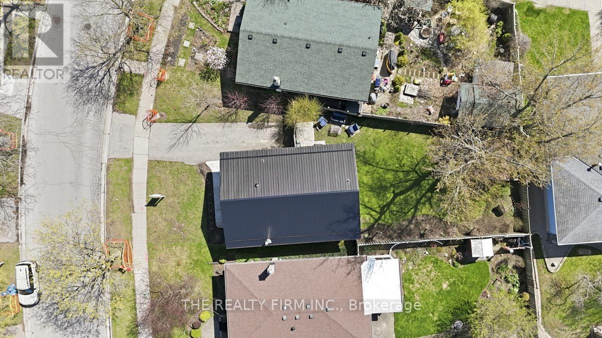 923 Willow Lane, London South, Ontario  N6E 1H4 - Photo 38 - X13036274