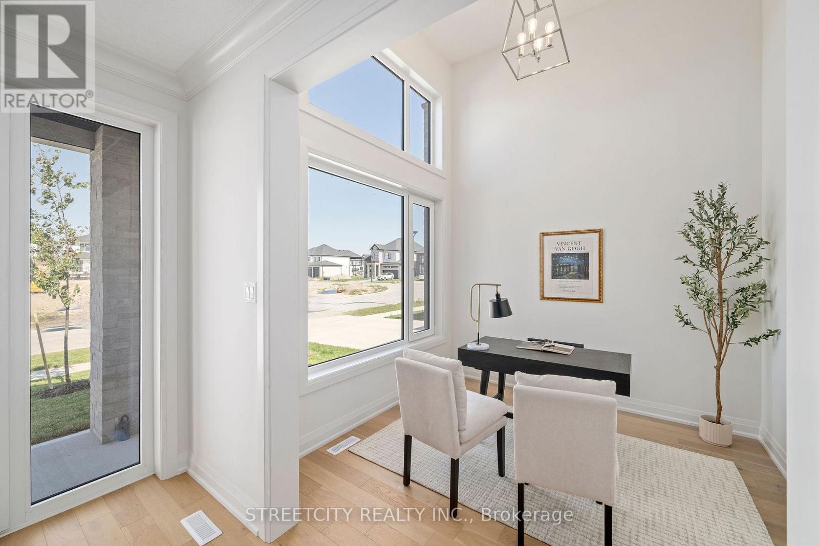 337 Manhattan Drive, London South, Ontario  N6K 0L5 - Photo 2 - X13036346