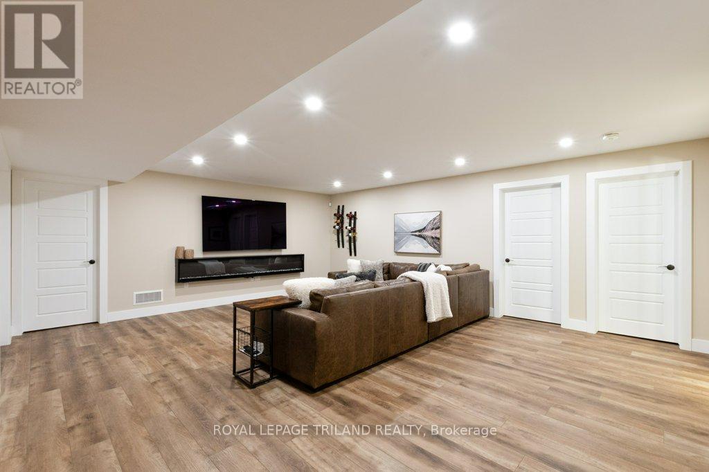 14 Rea Court, Southwold, Ontario  N6L 1M1 - Photo 35 - X13036418