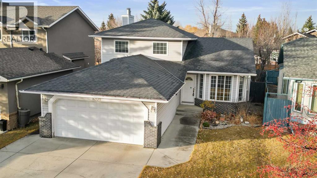 1208 Sunvista Way Se, Calgary, Alberta  T2X 3G1 - Photo 30 - A2289466