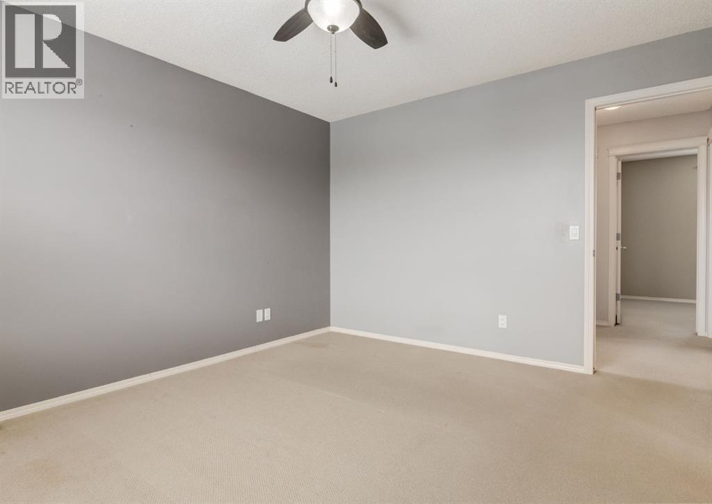 113 Luxstone Green SW, Airdrie, Alberta  T4B 3B9 - Photo 15 - A2294849