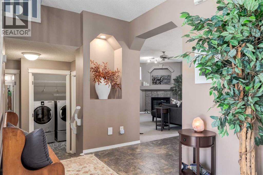 228 Cranfield Park SE, Calgary, Alberta  T3M 1B4 - Photo 4 - A2304323