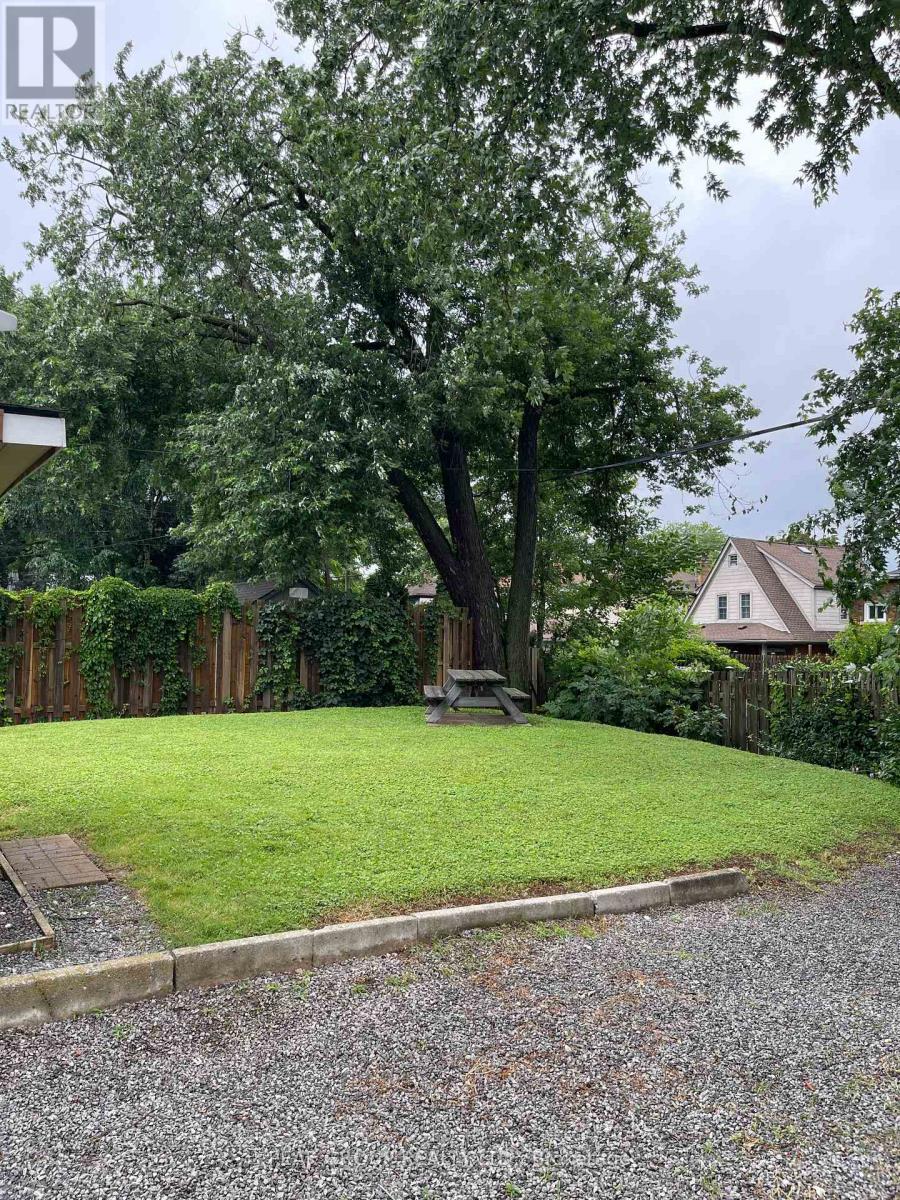 4961 - 4963 Armoury Street, Niagara Falls, Ontario  L2E 1T3 - Photo 5 - X13036208