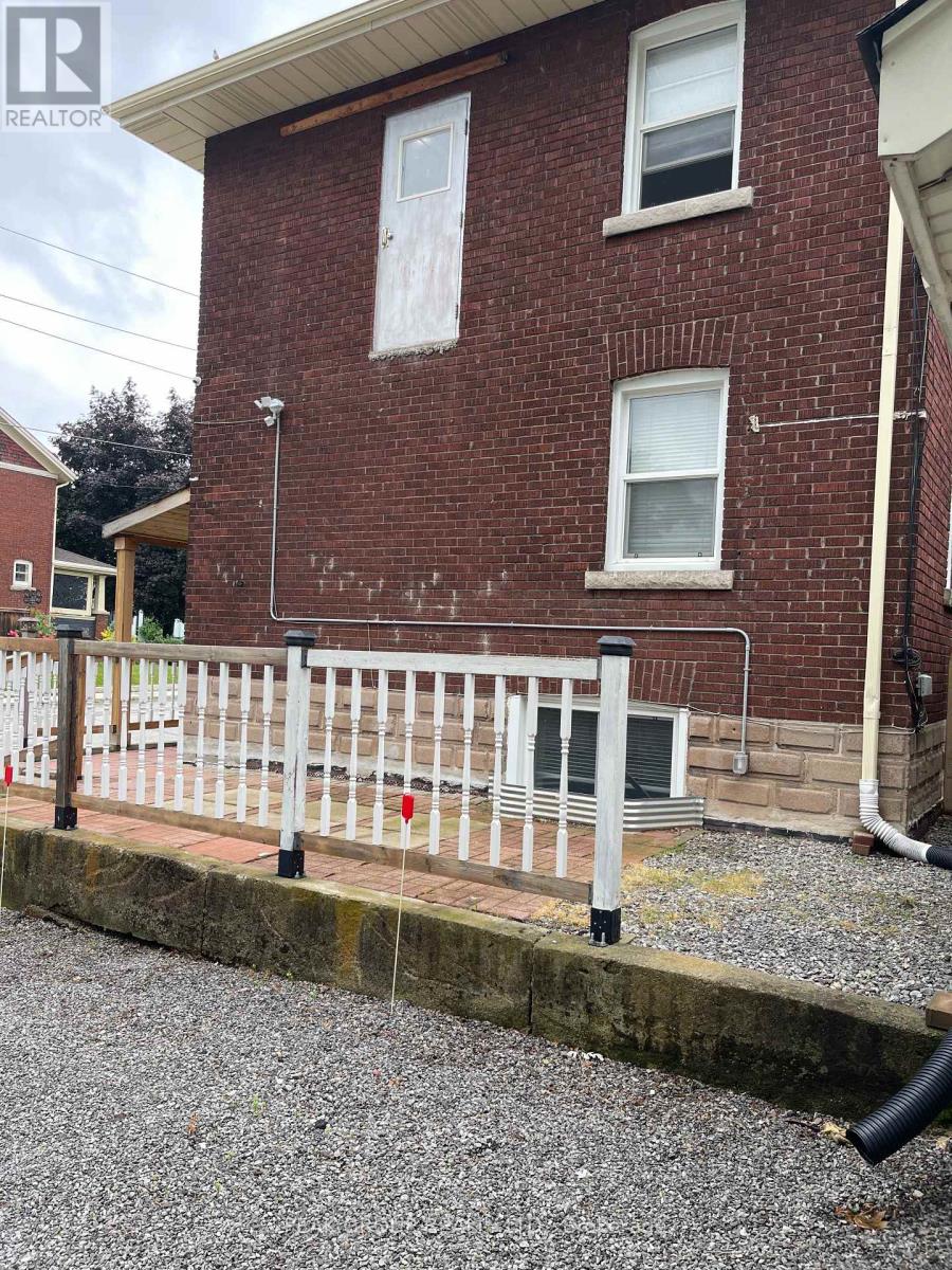 4961 - 4963 Armoury Street, Niagara Falls, Ontario  L2E 1T3 - Photo 6 - X13036208