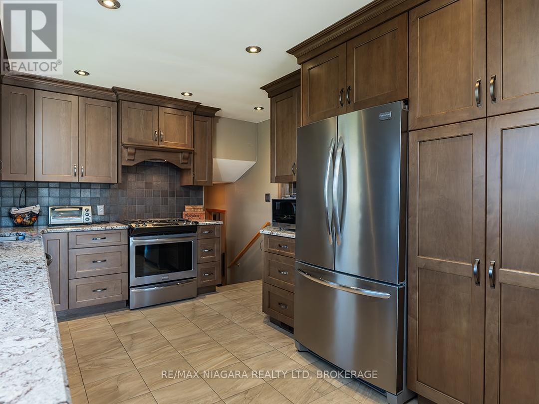 82 Scholfield Avenue, Port Colborne, Ontario  L3K 5S9 - Photo 9 - X13036446