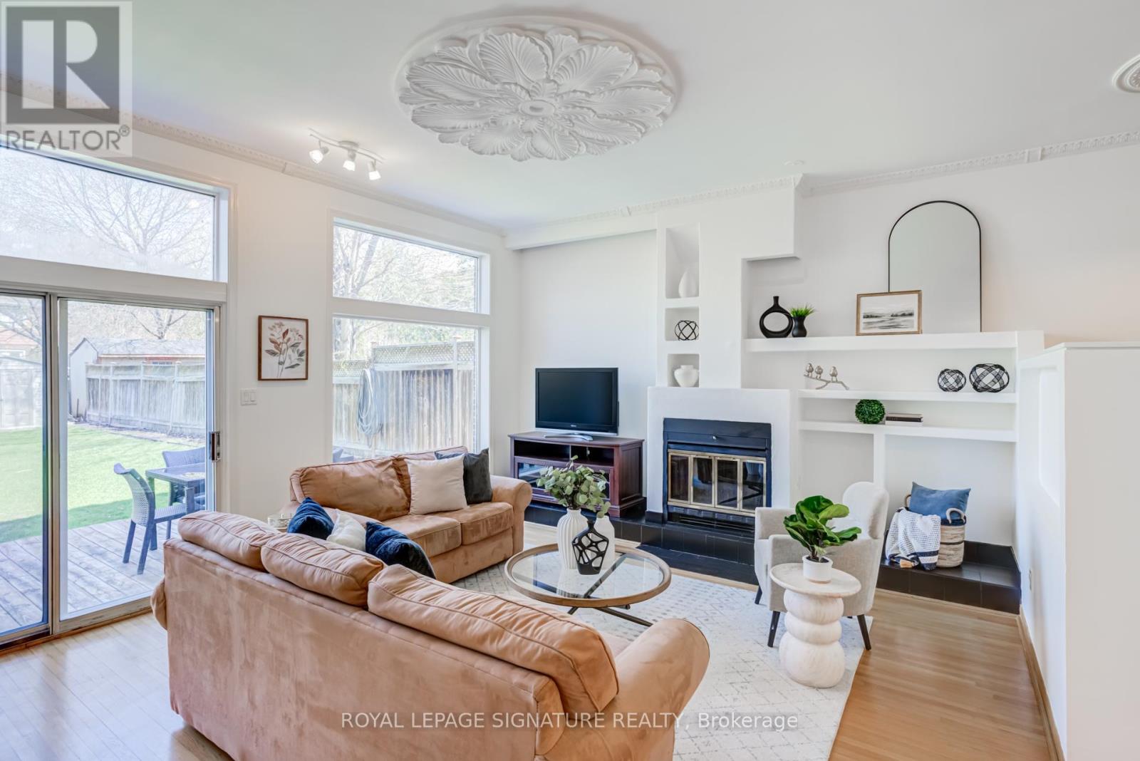 138 Melrose Avenue, Toronto, Ontario  M5M 1Y7 - Photo 12 - C13035950