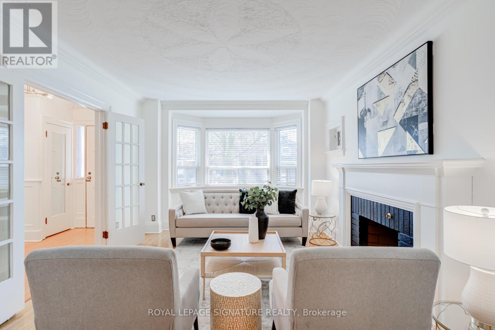 138 Melrose Avenue, Toronto, Ontario  M5M 1Y7 - Photo 3 - C13035950