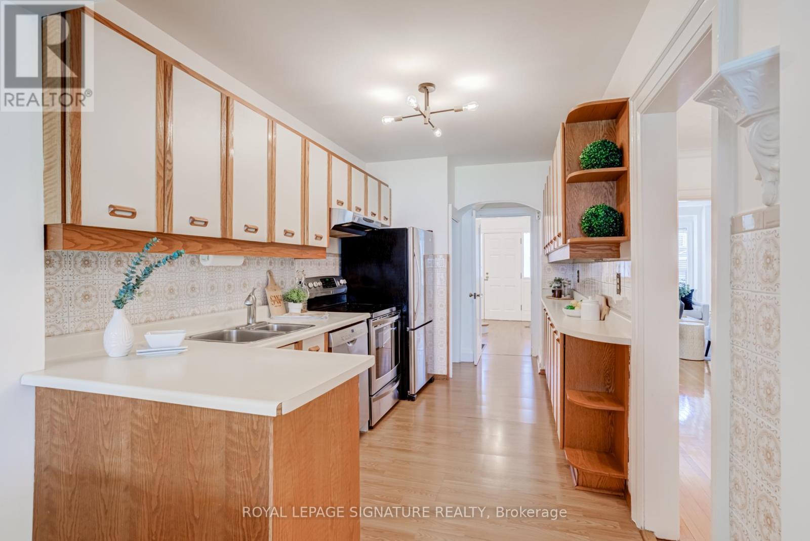 138 Melrose Avenue, Toronto, Ontario  M5M 1Y7 - Photo 7 - C13035950