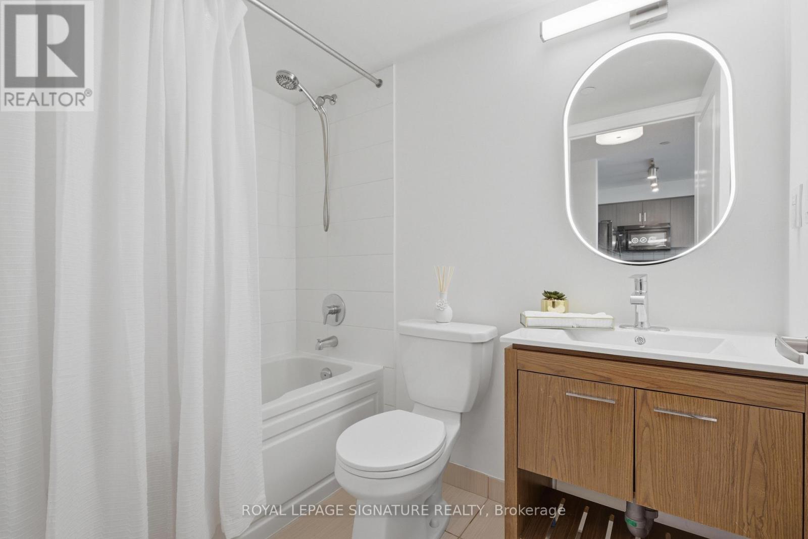 1116 - 80 Esther Lorrie Drive, Toronto, Ontario  M9W 0C6 - Photo 14 - W13035492