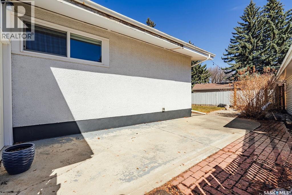176 Tucker Crescent, Saskatoon, Saskatchewan  S7H 3H9 - Photo 37 - SK033751