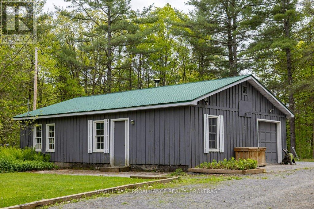 1535 Dwyer Lane, Frontenac, Ontario  K0K 1Z0 - Photo 28 - X12840524