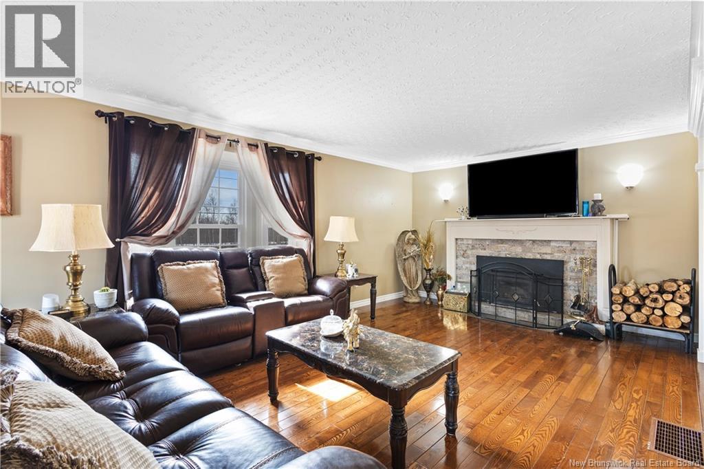 1 Silverwood Drive, Miramichi, New Brunswick  E1V 5Z1 - Photo 17 - NB137822