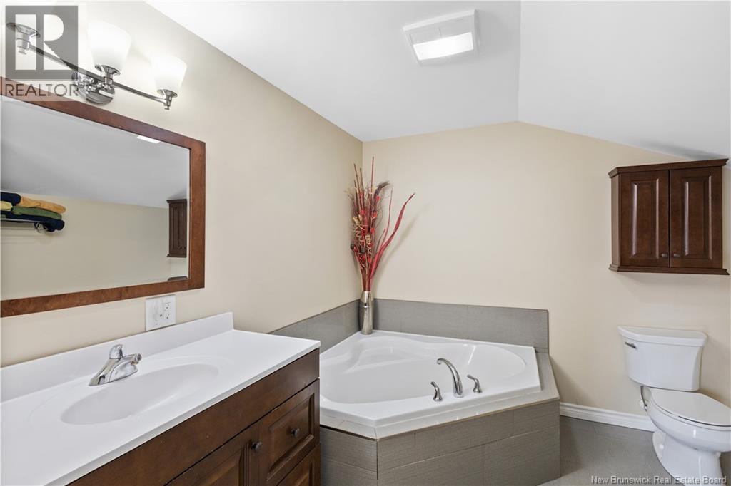 1 Silverwood Drive, Miramichi, New Brunswick  E1V 5Z1 - Photo 24 - NB137822