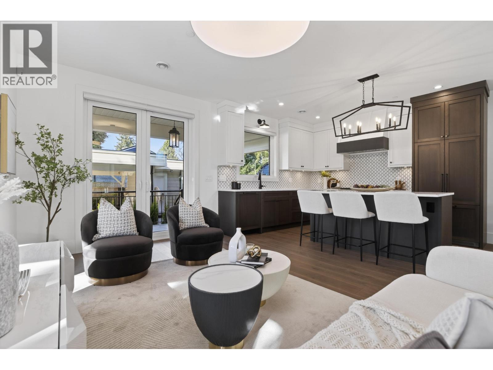 2 902 First Street, New Westminster, British Columbia  V3L 2J2 - Photo 5 - R3114945