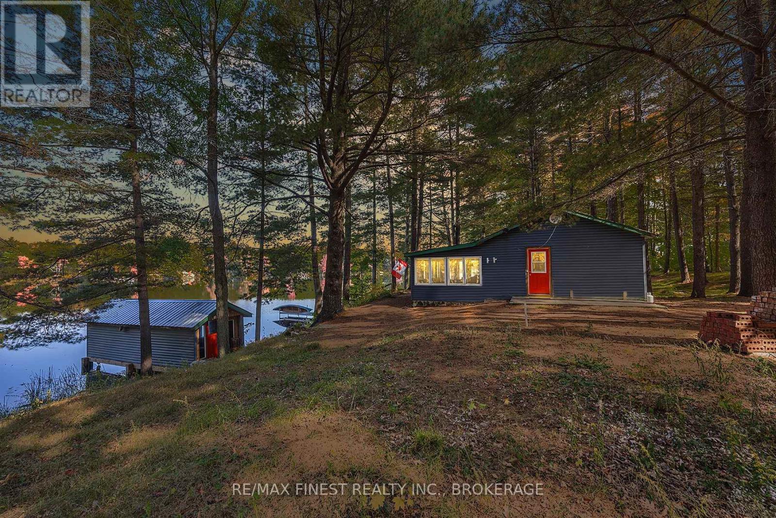 293 GOLD DUST LANE, Frontenac, Ontario