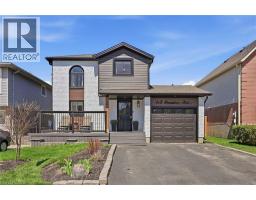 102 IRONSTONE Drive, Cambridge, Ontario