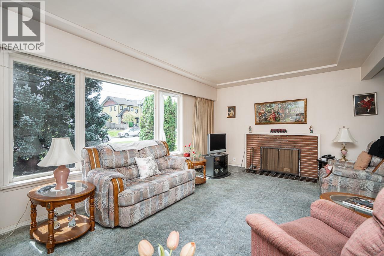 6257 Berwick Street, Burnaby, British Columbia  V5H 1W3 - Photo 7 - R3114754