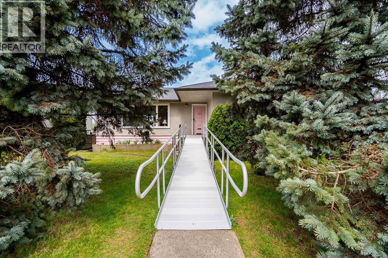 6257 Berwick Street, Burnaby, British Columbia  V5H 1W3 - Photo 3 - R3114754