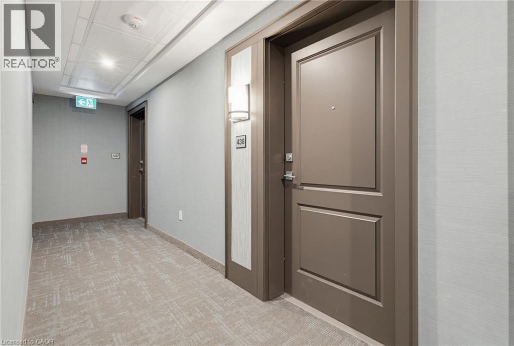 10 Mallard Trail Unit# 438, Waterdown, Ontario  L8B 2A7 - Photo 7 - 40823526