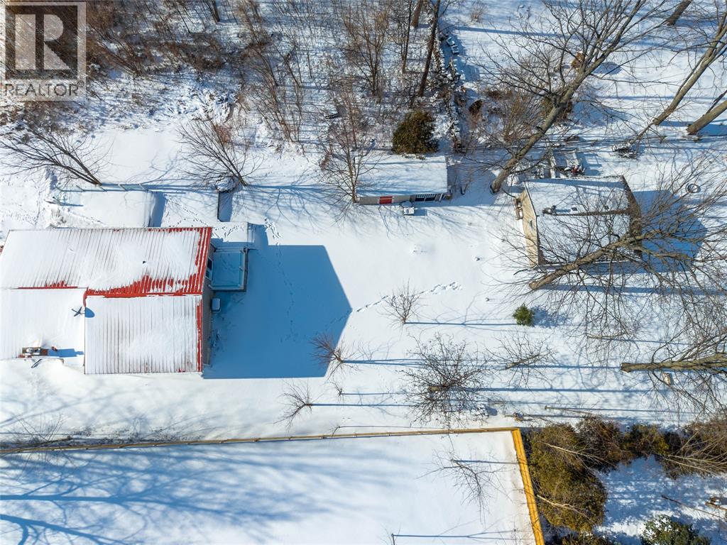 4090 Collingwood Street, Plympton-Wyoming, Ontario  N0N 1J6 - Photo 40 - 26001929