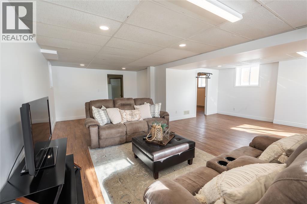 4090 Collingwood Street, Plympton-Wyoming, Ontario  N0N 1J6 - Photo 25 - 26001929