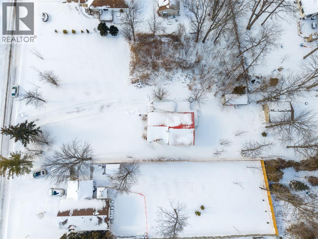 4090 Collingwood Street, Plympton-Wyoming, Ontario  N0N 1J6 - Photo 42 - 26001929