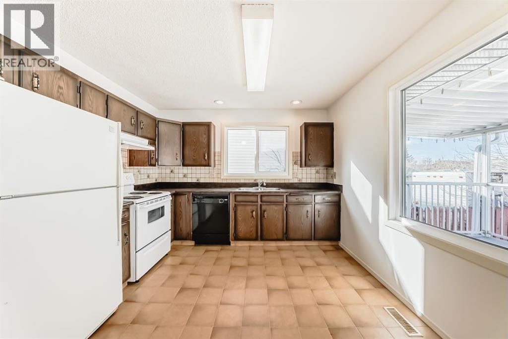 1515 Ranchlands Way Nw, Calgary, Alberta  T3G 1N3 - Photo 12 - A2304167