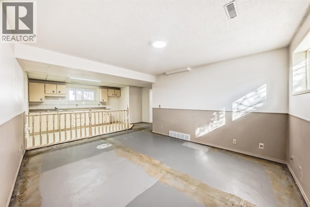 1515 Ranchlands Way Nw, Calgary, Alberta  T3G 1N3 - Photo 35 - A2304167