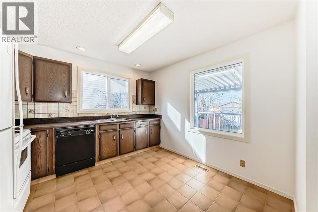 1515 Ranchlands Way Nw, Calgary, Alberta  T3G 1N3 - Photo 13 - A2304167