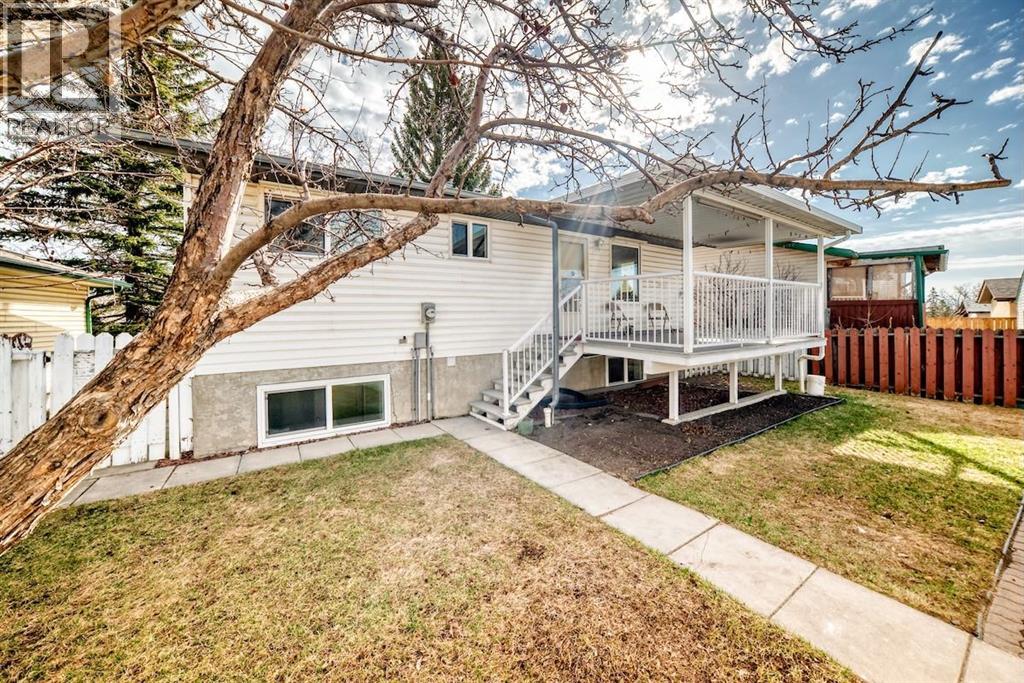 1515 Ranchlands Way Nw, Calgary, Alberta  T3G 1N3 - Photo 3 - A2304167