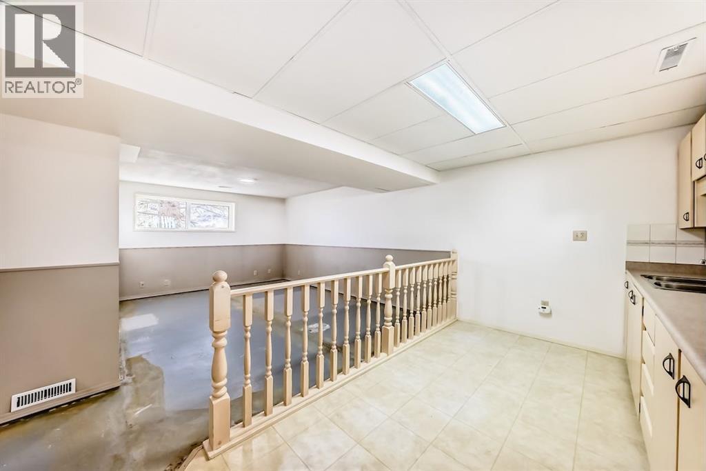 1515 Ranchlands Way Nw, Calgary, Alberta  T3G 1N3 - Photo 30 - A2304167