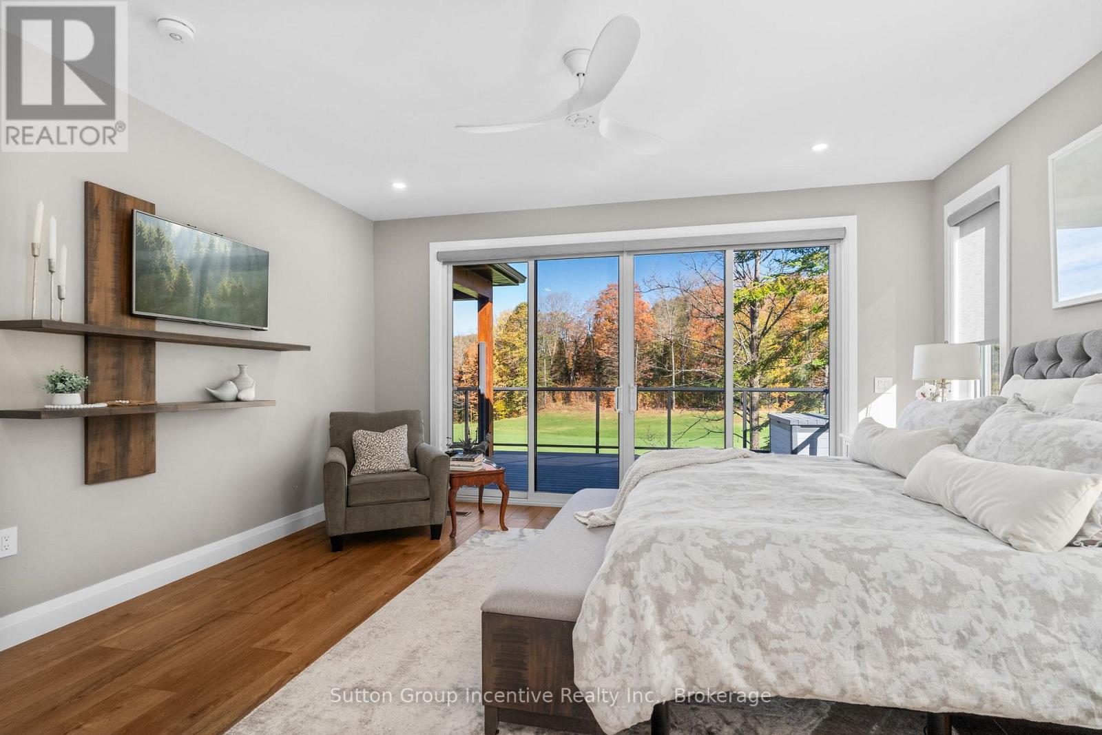 24 St Georges Court, Huntsville, Ontario  P1H 1B1 - Photo 21 - X12457047