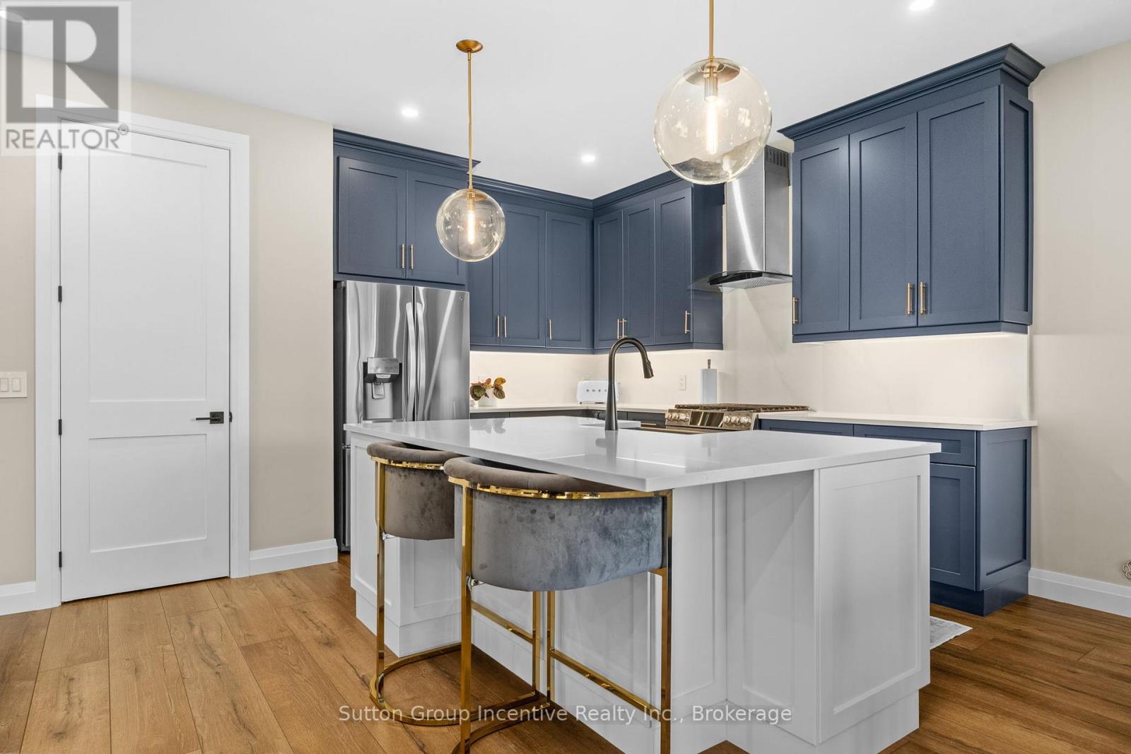 24 St Georges Court, Huntsville, Ontario  P1H 1B1 - Photo 17 - X12457047