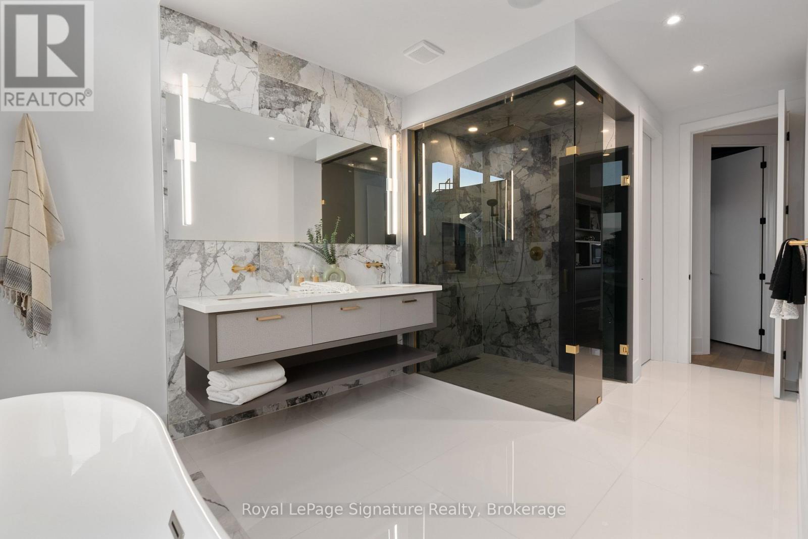 149 Landry Lane, Blue Mountains, Ontario  N0H 2P0 - Photo 17 - X12848610