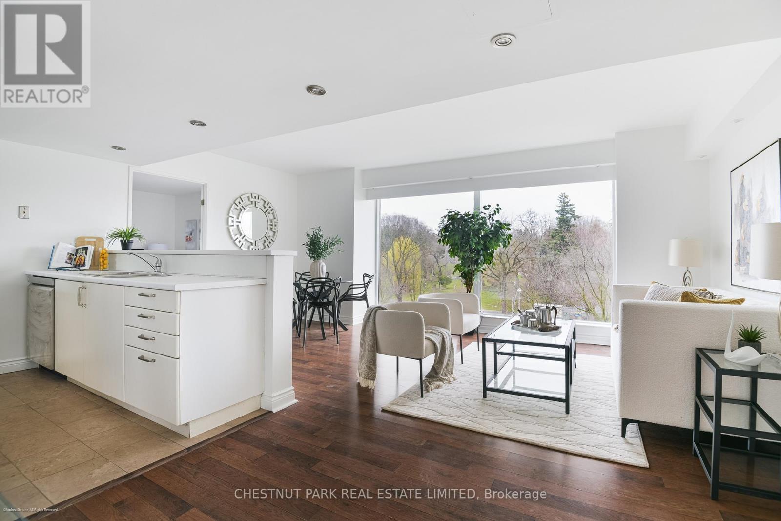 201 - 97 Lawton Boulevard, Toronto, Ontario  M4V 1Z6 - Photo 10 - C12836422