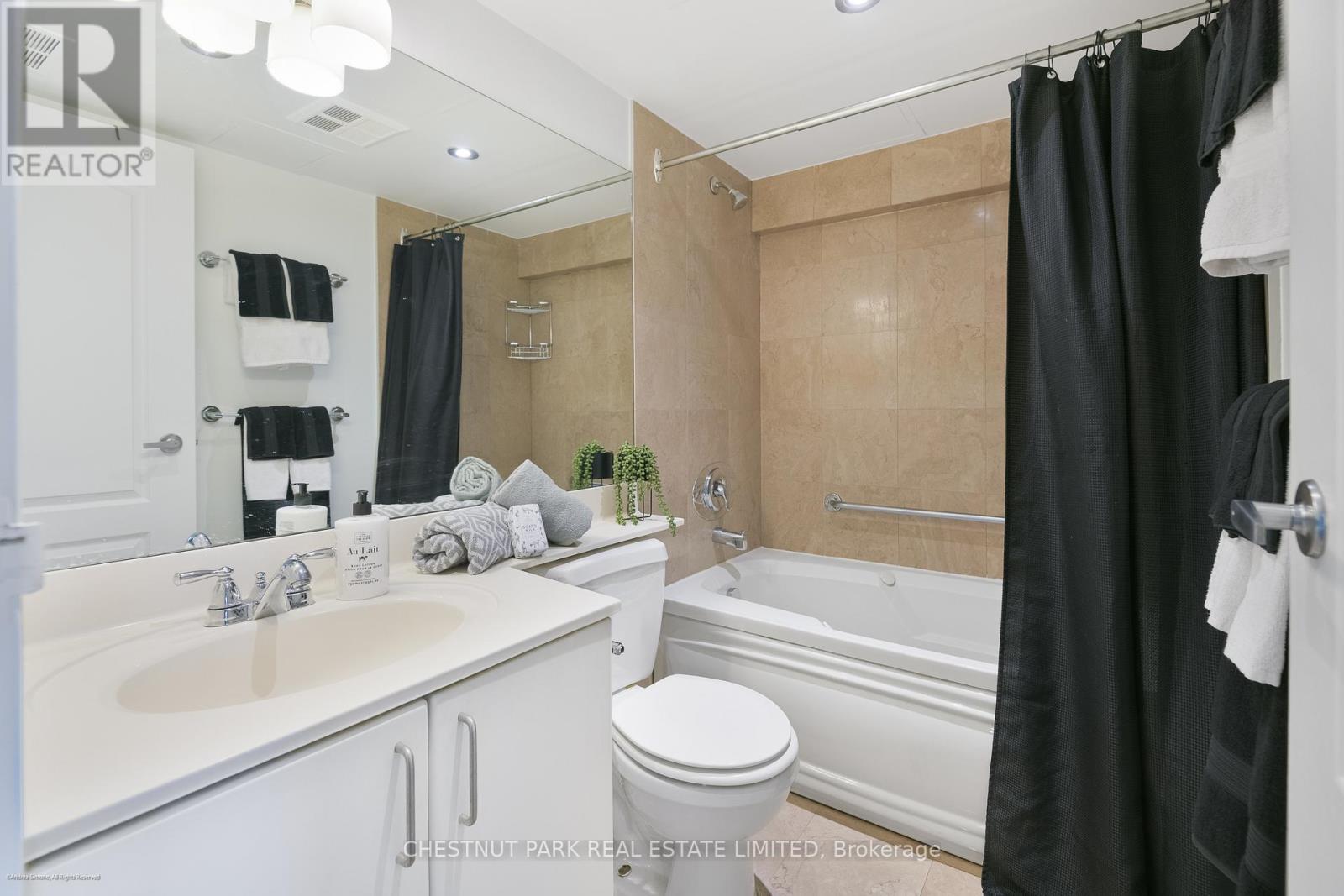 201 - 97 Lawton Boulevard, Toronto, Ontario  M4V 1Z6 - Photo 25 - C12836422