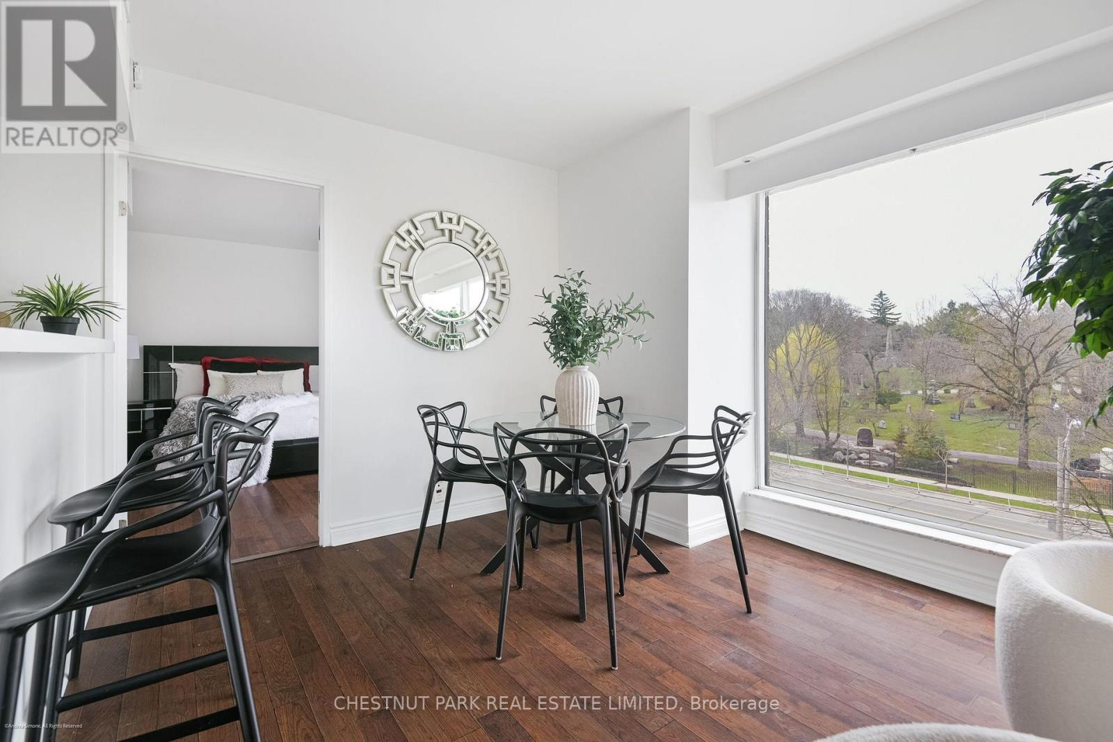 201 - 97 Lawton Boulevard, Toronto, Ontario  M4V 1Z6 - Photo 17 - C12836422