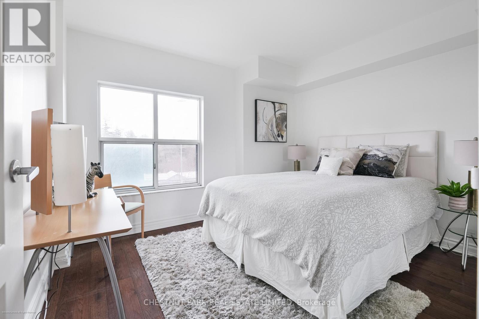 201 - 97 Lawton Boulevard, Toronto, Ontario  M4V 1Z6 - Photo 6 - C12836422