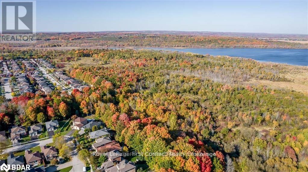 9 Little Lake Drive, Barrie, Ontario  L4M 7B9 - Photo 36 - S13036046