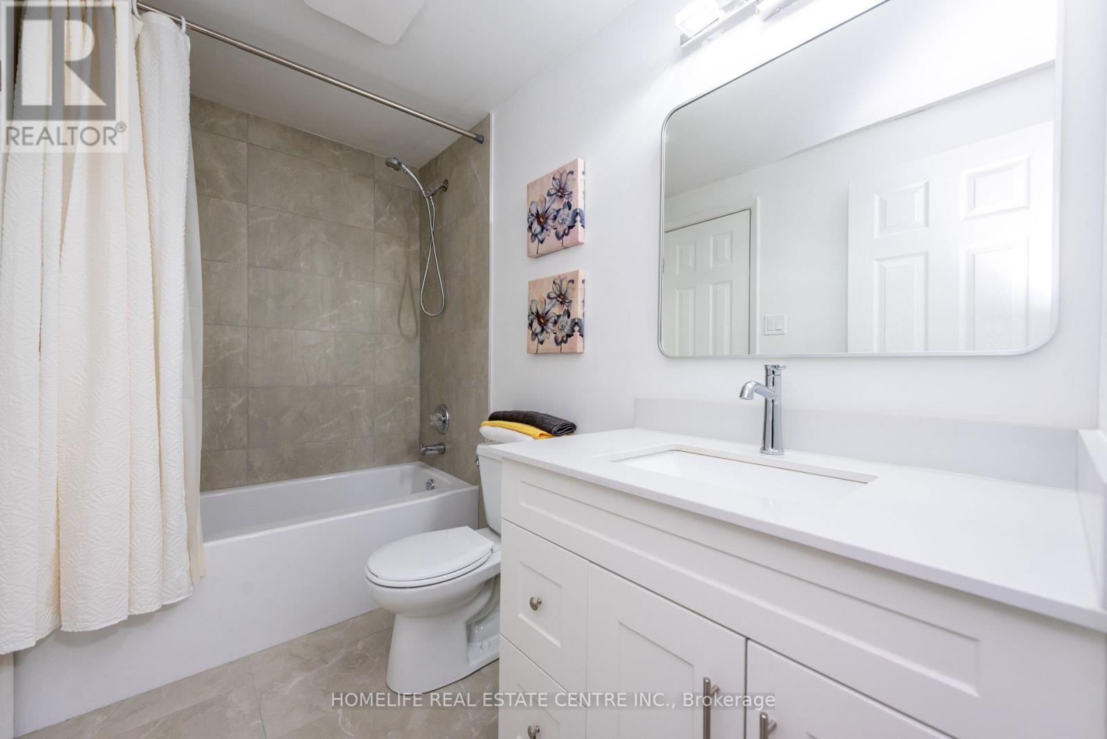 62 Mccallum Court, Brampton, Ontario  L6W 3M4 - Photo 37 - W12816422